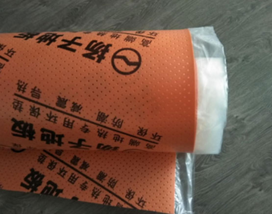 發(fā)明專(zhuān)利純實(shí)木地?zé)岬匕灏惭b輔材有哪些要求